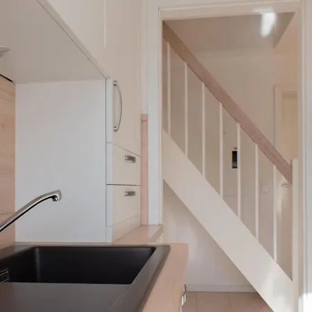 アパート Strandaster シャルボイツ